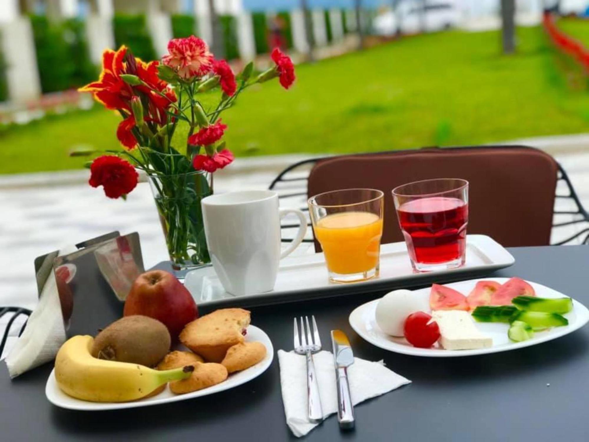 A&G Hotel Radhimë المظهر الخارجي الصورة