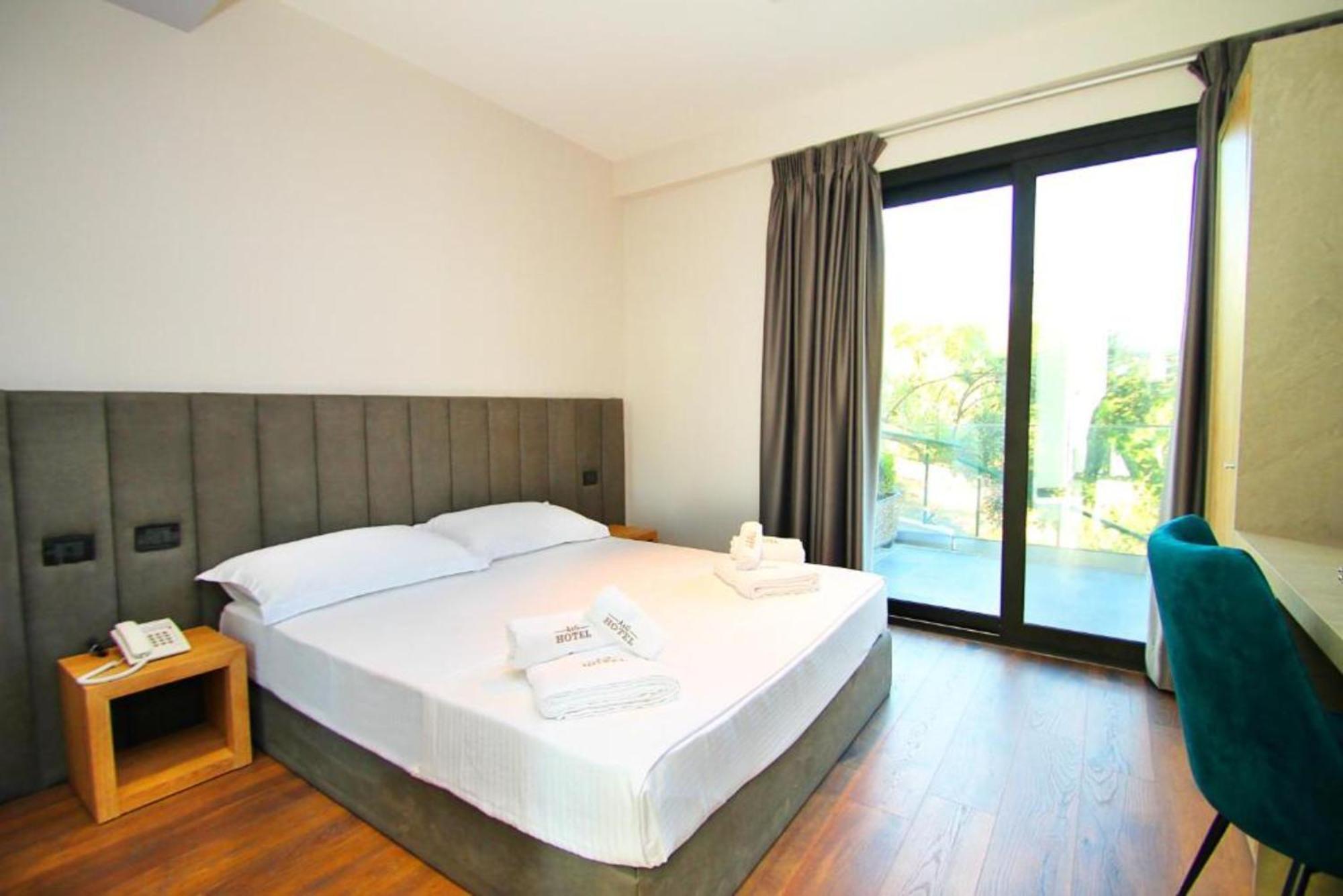 A&G Hotel Radhimë المظهر الخارجي الصورة