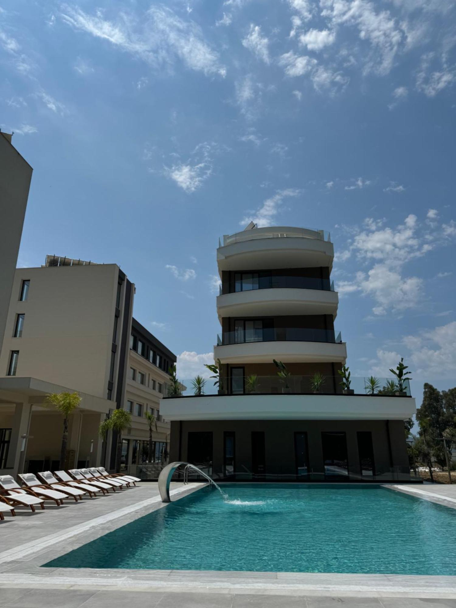 A&G Hotel Radhimë المظهر الخارجي الصورة