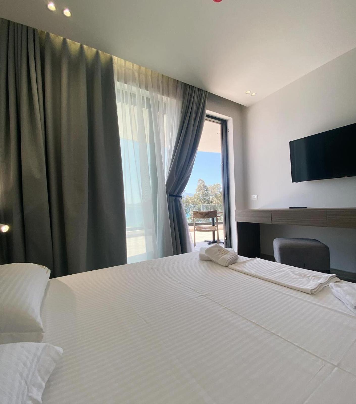 A&G Hotel Radhimë المظهر الخارجي الصورة