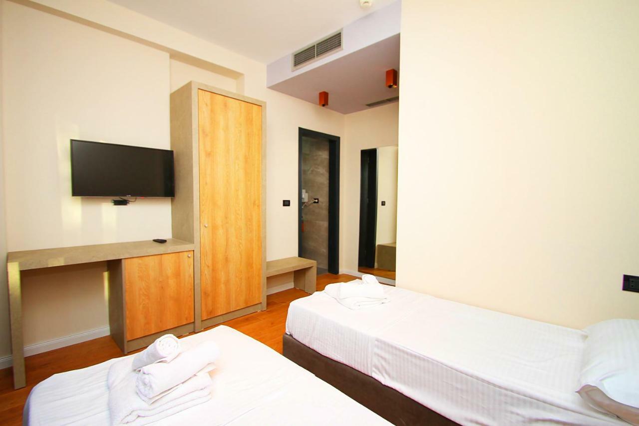 A&G Hotel Radhimë المظهر الخارجي الصورة