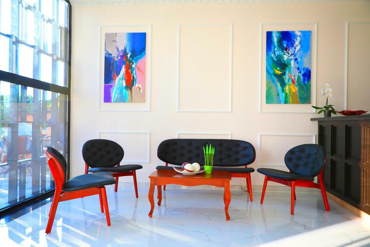 A&G Hotel Radhimë المظهر الخارجي الصورة