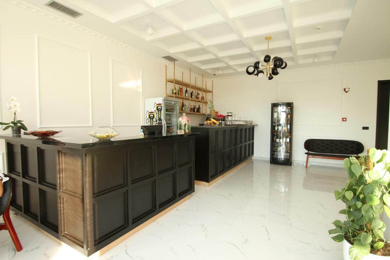 A&G Hotel Radhimë المظهر الخارجي الصورة