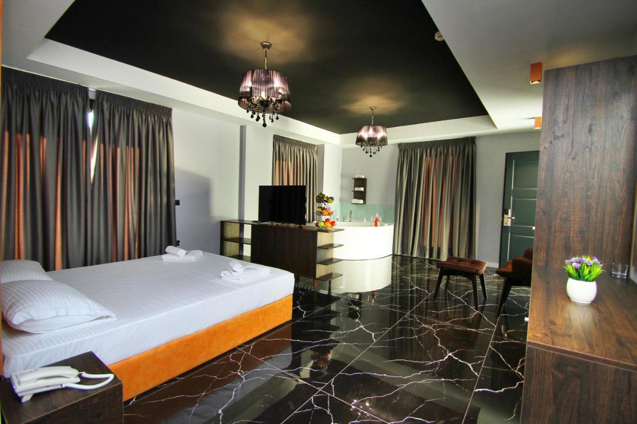 A&G Hotel Radhimë المظهر الخارجي الصورة